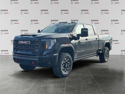 Used 2026 GMC Sierra 2500 AT4X image 3