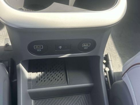 Used 2024 Hyundai Ioniq 5 Limited image 31