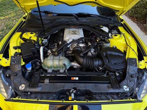 Used 2021 Ford Mustang Shelby GT500 w/ Carbon Fiber Track Pack image 74