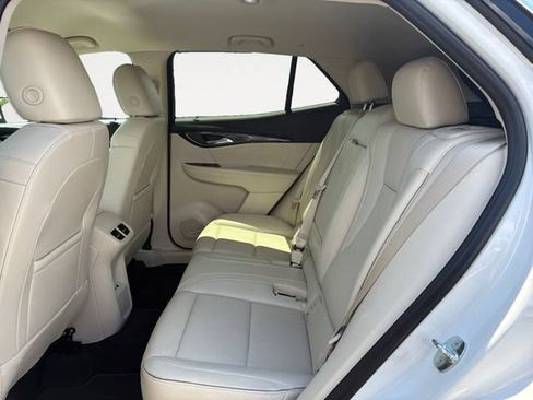 Used 2023 Buick Envision Essence AWD/4WD image 13