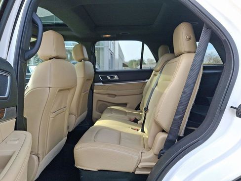 Used 2017 Ford Explorer Limited w/ Equipment Group 303A image 10
