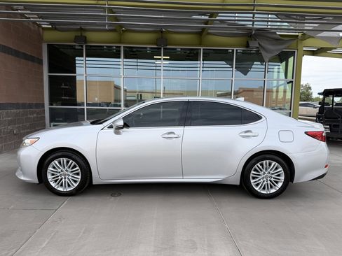Used 2015 Lexus ES 350 w/ Premium Package FWD image 7