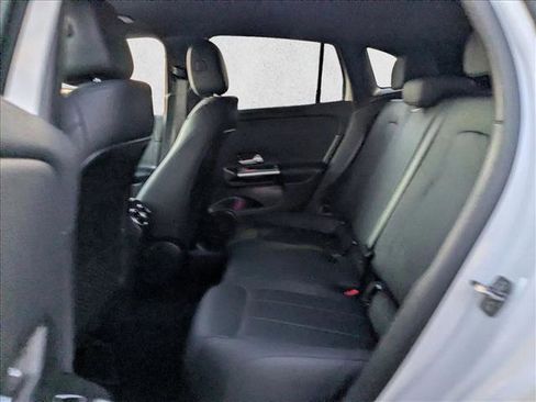 Certified 2025 Mercedes-Benz GLA 250 image 18