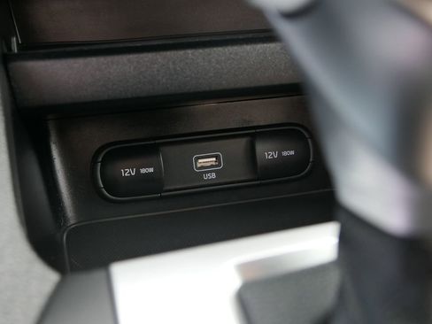 Used 2023 Kia Forte LXS w/ LXS Technology Package image 21