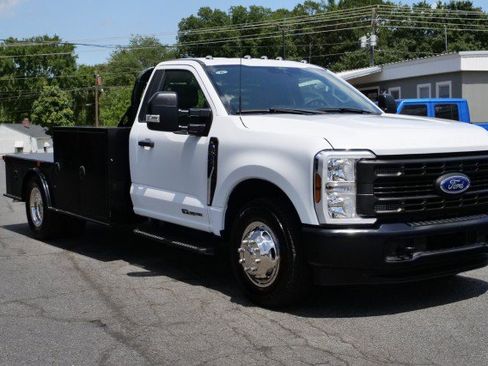 Used 2024 Ford F350 XL RWD image 4