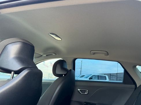 Used 2025 Kia K4 FWD image 33