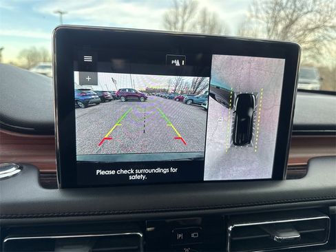 Used 2023 Lincoln Aviator Reserve w/ Equipment Group 201A image 17