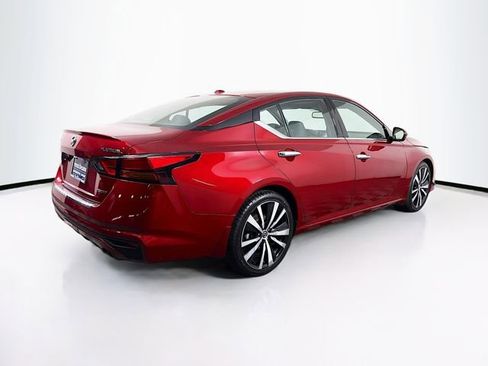 Certified 2020 Nissan Altima 2.0 Platinum FWD image 8