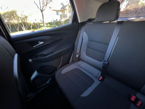 Used 2025 Chevrolet TrailBlazer LT image 37