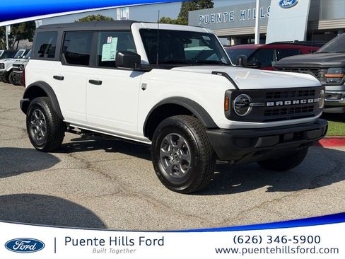 New 2026 Ford Bronco Big Bend AWD/4WD image 1