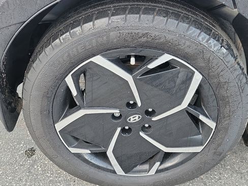 Certified 2024 Hyundai Ioniq 5 SE image 27