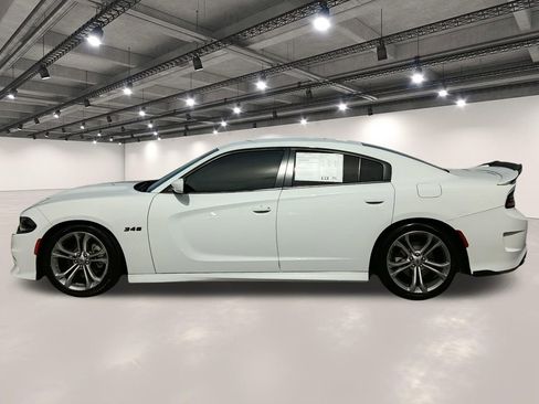 Used 2022 Dodge Charger R/T w/ Driver Convenience Group image 12