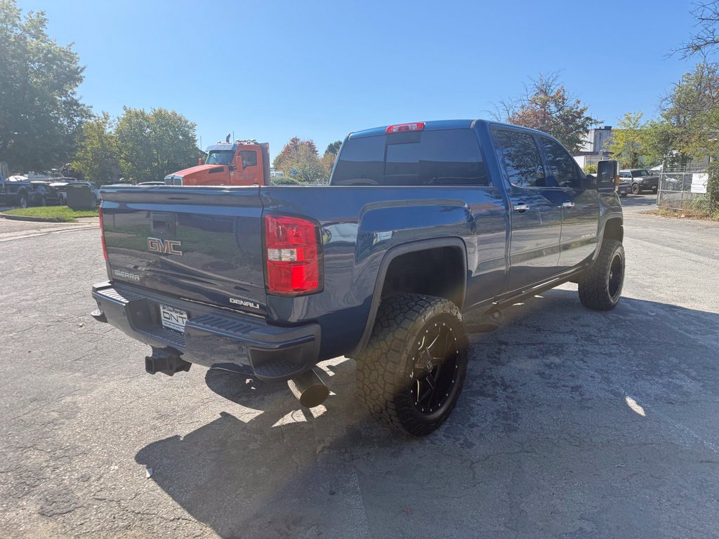 Used 2015 GMC Sierra 2500 Denali w/ Duramax Plus Package AWD/4WD image 9