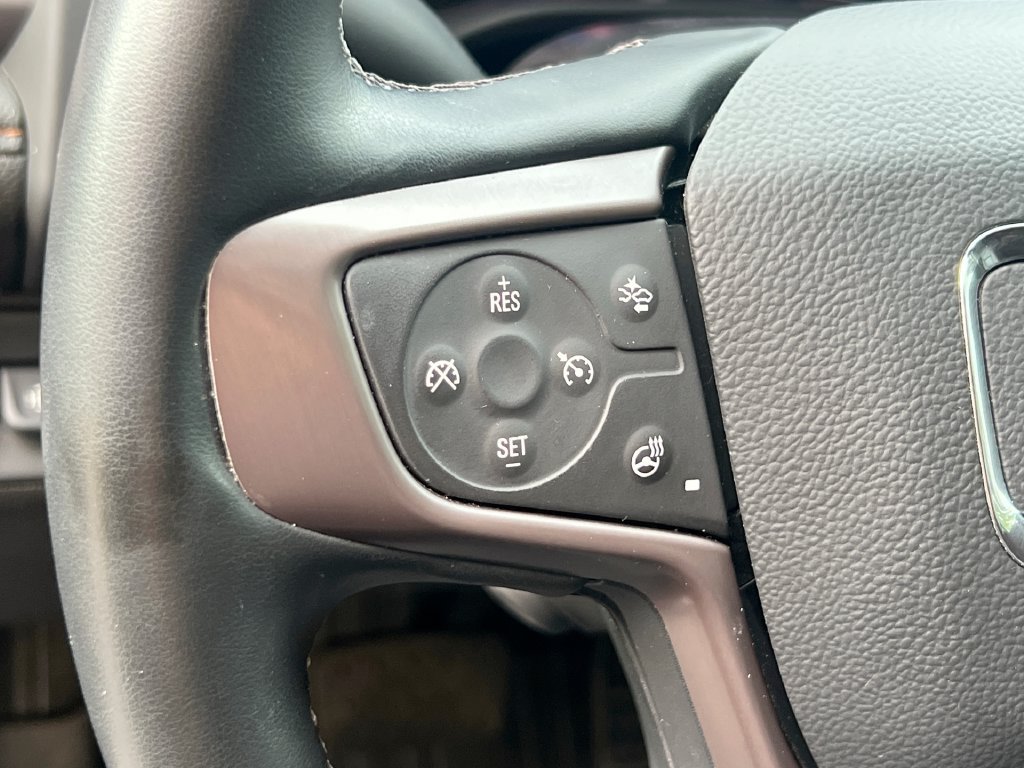 Used 2023 GMC Acadia AT4 w/ Technology Package AWD/4WD image 39
