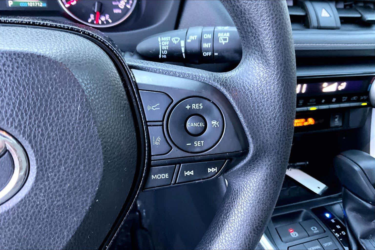 Certified 2019 Toyota RAV4 XLE AWD/4WD image 24