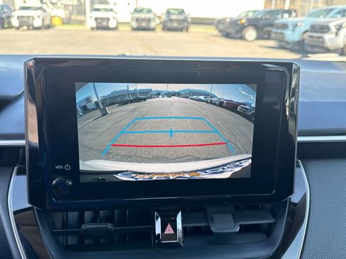 Used 2024 Toyota Corolla LE FWD image 21