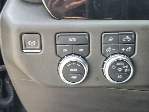 Used 2023 GMC Sierra 1500 Elevation w/ Elevation Premium Package AWD/4WD image 28