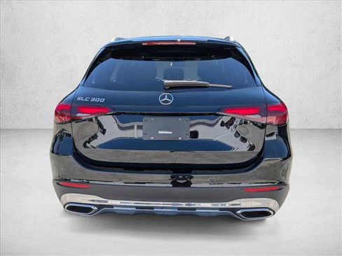 Used 2026 Mercedes-Benz GLC 300 image 7