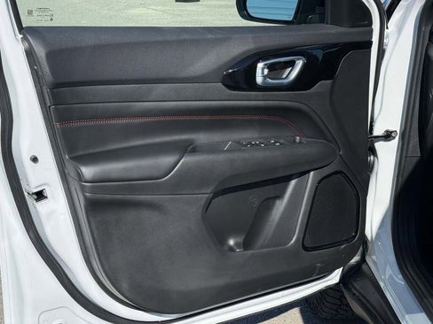 New 2026 Jeep Compass Trailhawk image 19