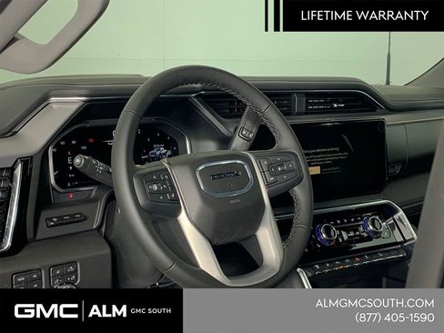 New 2026 GMC Sierra 3500 Denali w/ Denali Reserve Package AWD/4WD image 14