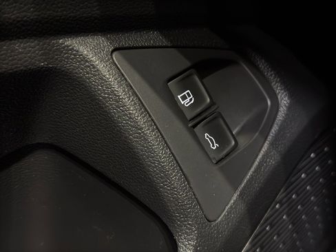 Used 2024 Volkswagen Jetta S image 31