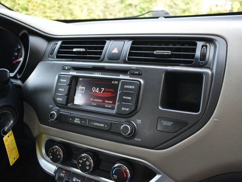 Used 2015 Kia Rio EX w/ Convenience Package FWD image 18