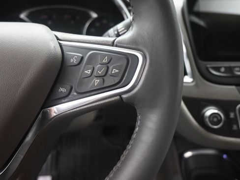 Used 2018 Chevrolet Malibu LT image 12