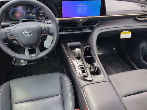 New 2026 Toyota Crown Platinum AWD/4WD image 25