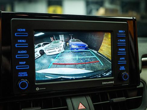 Used 2020 Toyota RAV4 XLE w/ Convenience Package image 22