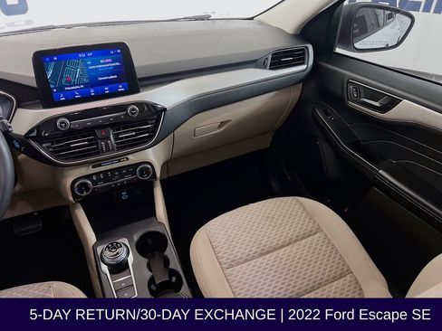 Used 2022 Ford Escape SE w/ Convenience Package image 28