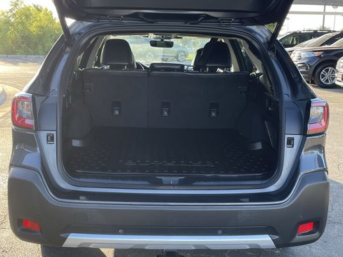 Used 2023 Subaru Outback Limited AWD/4WD image 11