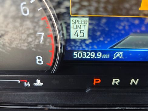 Used 2021 Ford Explorer XLT w/ Equipment Group 202A RWD image 25