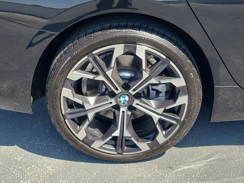 Used 2026 BMW 330i xDrive Sedan w/ Convenience Package AWD/4WD image 6