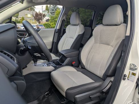 Used 2022 Subaru Forester AWD/4WD image 22