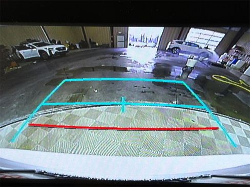 Used 2023 Toyota Camry LE image 29