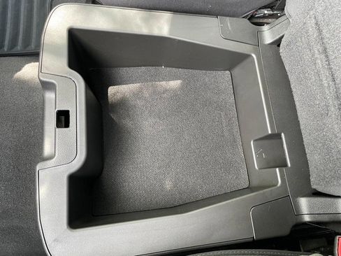 Used 2022 Chevrolet Silverado 1500 Custom image 43