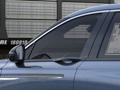New 2026 Lincoln Nautilus Premier image 20