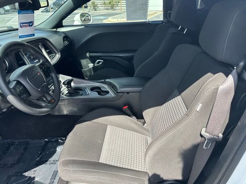 Used 2023 Dodge Challenger GT RWD image 11