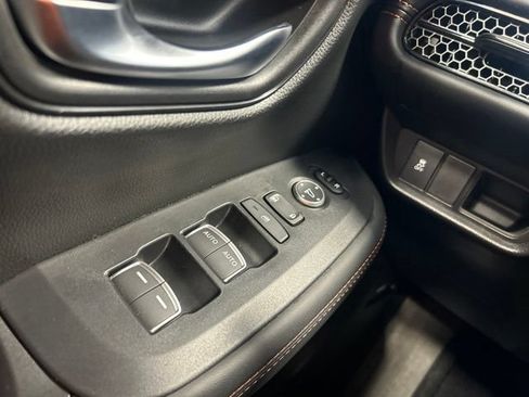 Certified 2026 Honda HR-V Sport image 32