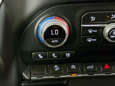 Used 2021 GMC Sierra 1500 SLT w/ SLT Convenience Package image 21