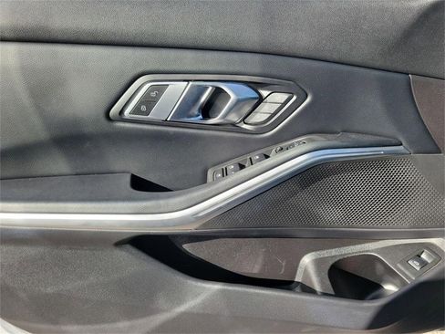 Used 2023 BMW 330i Sedan image 15