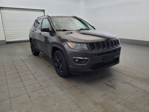 Used 2018 Jeep Compass Latitude AWD/4WD image 13