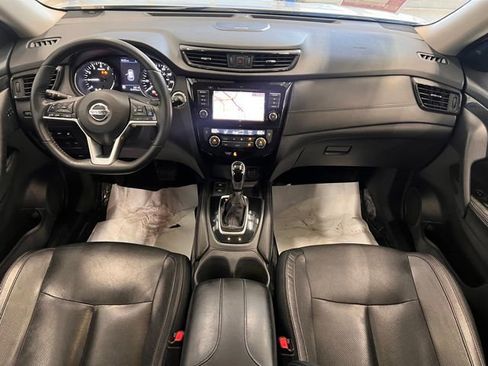 Used 2020 Nissan Rogue SL FWD image 18