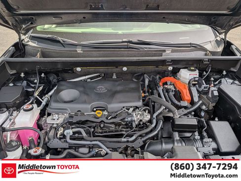 Certified 2022 Toyota RAV4 XLE w/ Convenience Package AWD/4WD image 39
