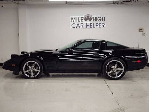 Used 1994 Chevrolet Corvette Coupe image 8