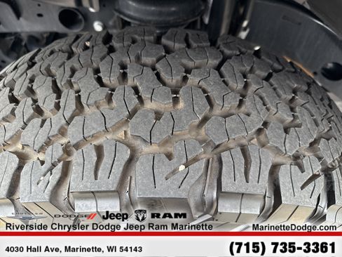 Used 2024 Jeep Wrangler Unlimited Rubicon w/ Technology Group image 12