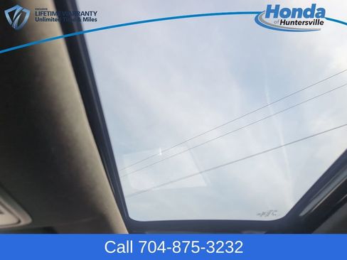 Used 2025 Honda CR-V Sport-L image 29