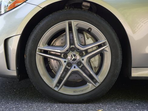 Used 2020 Mercedes-Benz C 300 4MATIC Sedan image 12