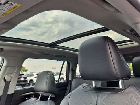 Certified 2026 Toyota Highlander Platinum AWD/4WD image 10