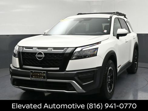 Certified 2024 Nissan Pathfinder Rock Creek AWD/4WD image 3